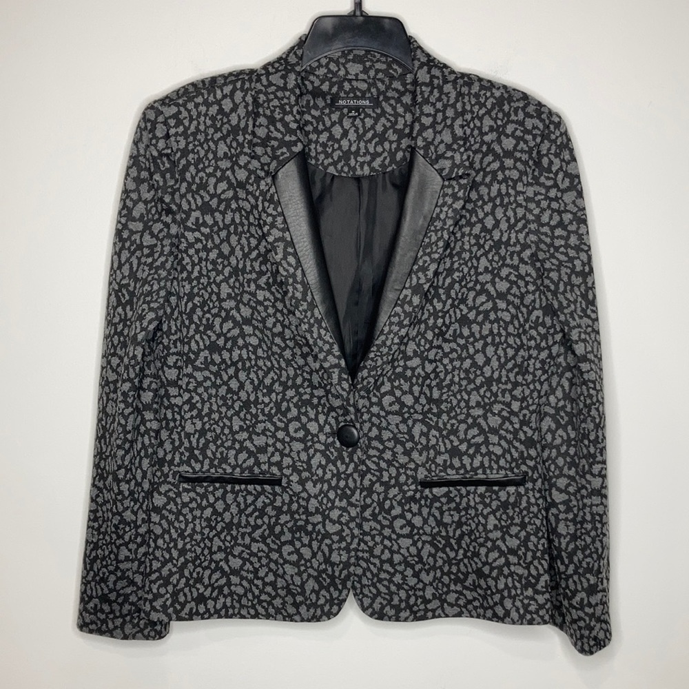 Notations animal‎ print blazer with faux leather size medium